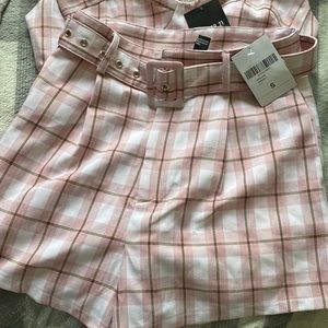Pink white and brown crop top with shorts with pockets and a belt